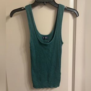 Gap Cropped Sweater Tank